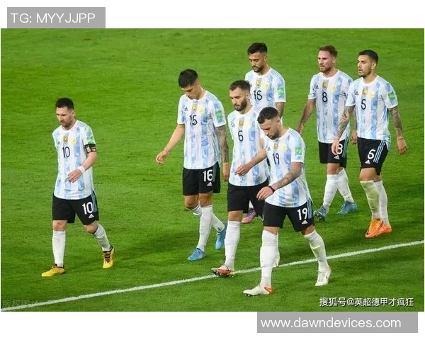 阿尔瓦雷斯追平梅西脚步2025年已为俱乐部和国家队攻入27球