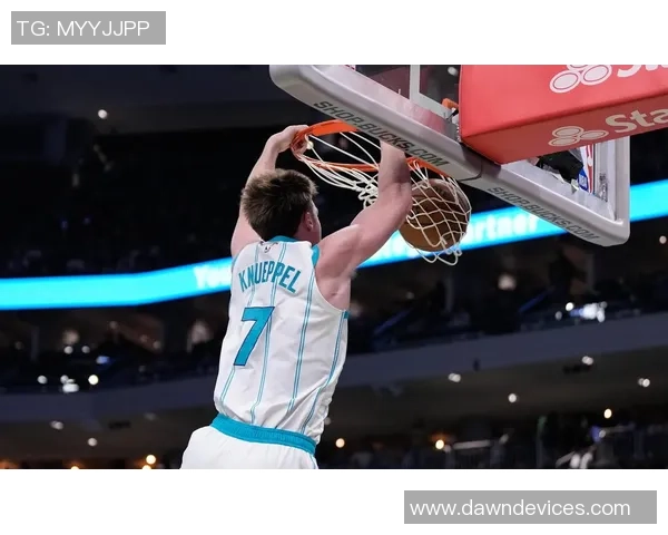 本赛季新秀表现亮眼克尼佩尔领衔20场得分榜鹈鹕双人入围引关注