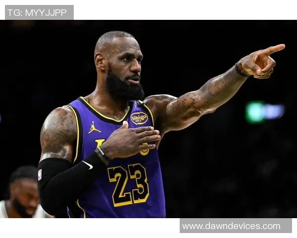 詹姆斯回顾18赛季自信满满称那年自己在场上无所不能