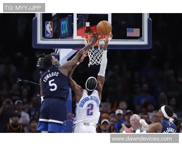 爱德华兹首节状态低迷5投0中仅得5分4篮板3助攻表现令人失望