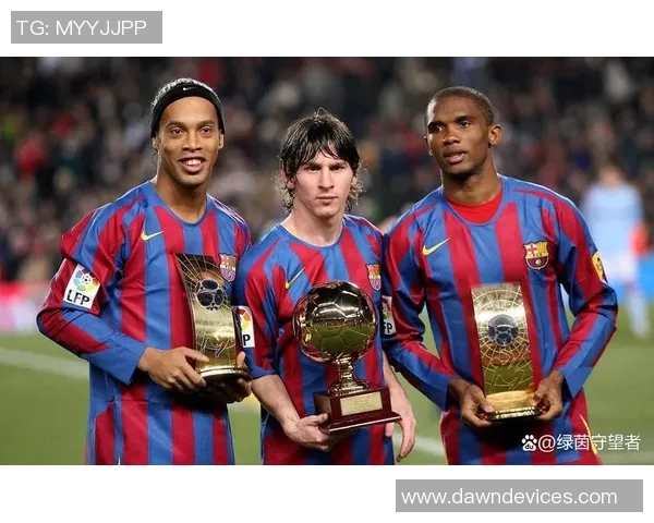 克罗斯心目中的最佳11人阵容揭晓梅罗与大小罗联手齐祖与魔笛掌控中场 克罗斯心目中的最佳11人阵容揭晓梅罗与大小罗联手齐祖与魔笛掌控中场