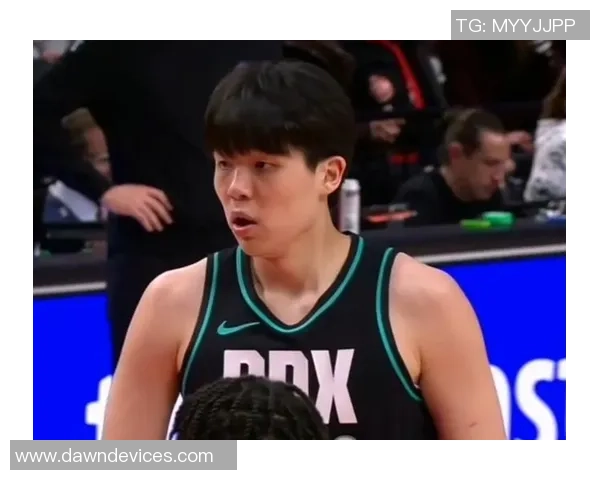 杨瀚森邀请林葳共进火锅期待休息或圣诞节的美好时光