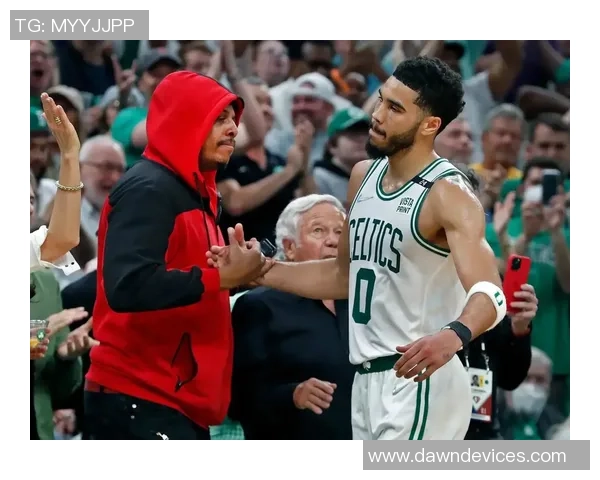 皮尔斯分析塔图姆季后赛复出风险强调谨慎避免二次受伤 皮尔斯分析塔图姆季后赛复出风险强调谨慎避免二次受伤