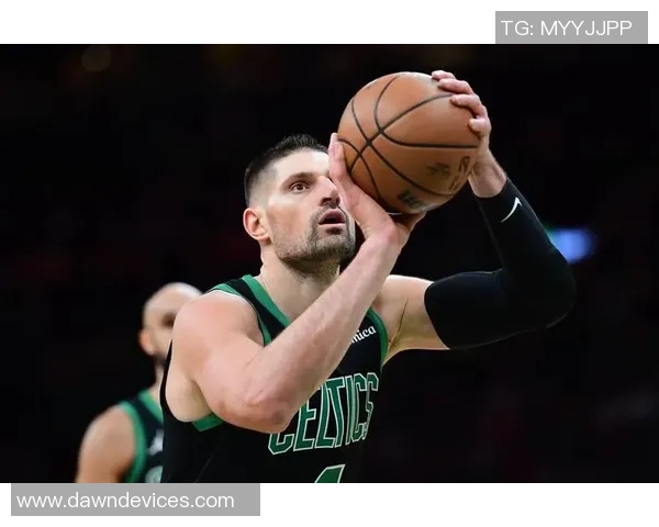 武切维奇回应教练灵活调整阵容表示将全力配合团队策略 武切维奇回应教练灵活调整阵容表示将全力配合团队策略